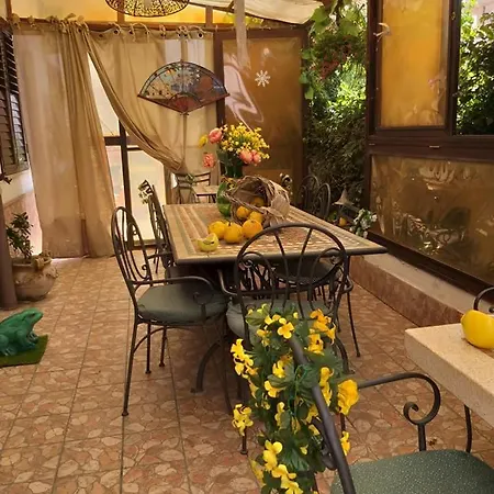 לינה וארוחת בוקר Profumo Di Bergamotto רג'יו די קאלאבריה