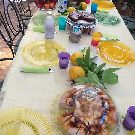 Profumo Di Bergamotto 3* Ρέτζιο ντι Καλάμπρια